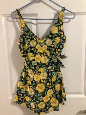Old Navy Brand Sunflower Swim Dress - Women Small SP - New Never Worn